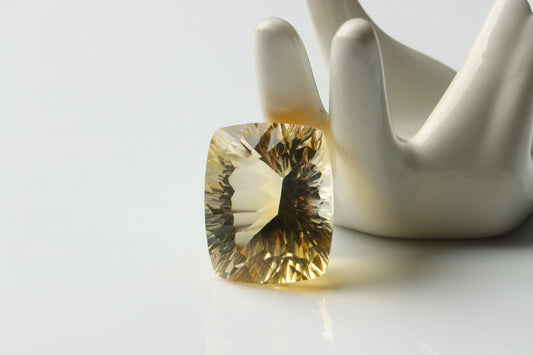 Characteristics of Citrine & Its Spiritual Effects BuddhaCrystal